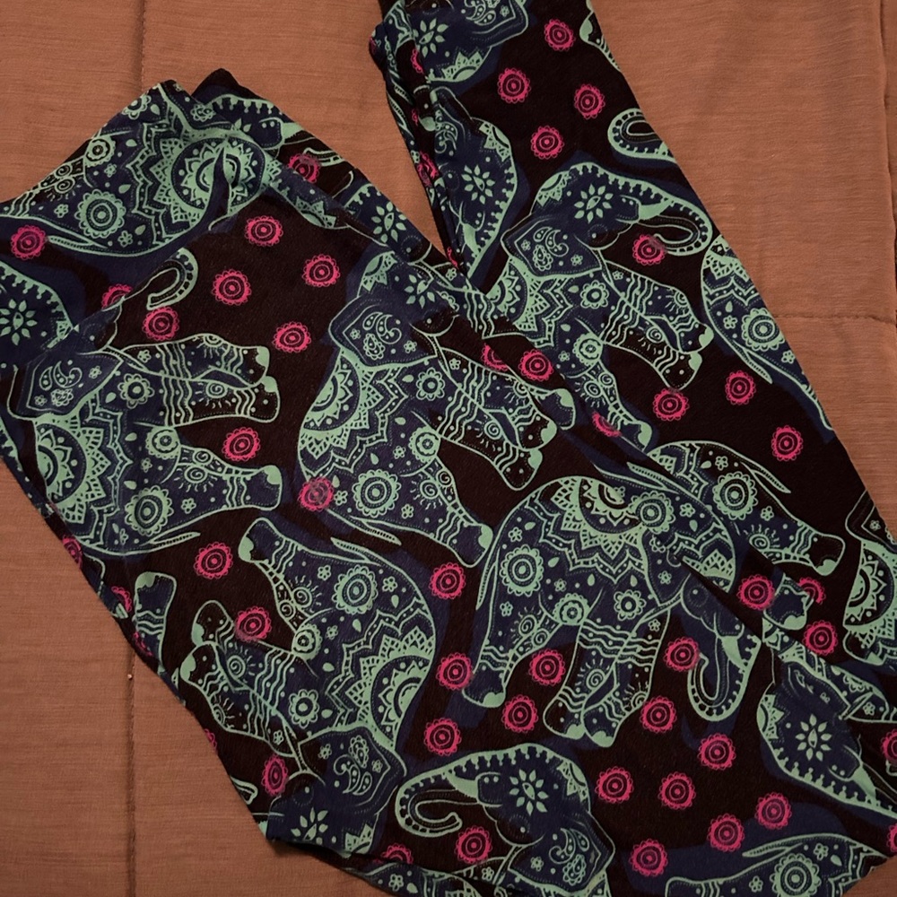 LuLaRoe OG Elephant leggings OS